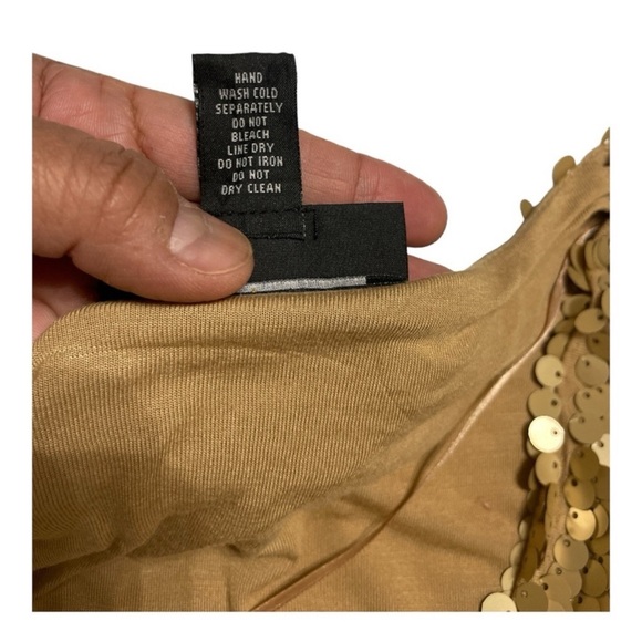 Gold Sequin Cap Sleeve Top w Stretch - Picture 8 of 9